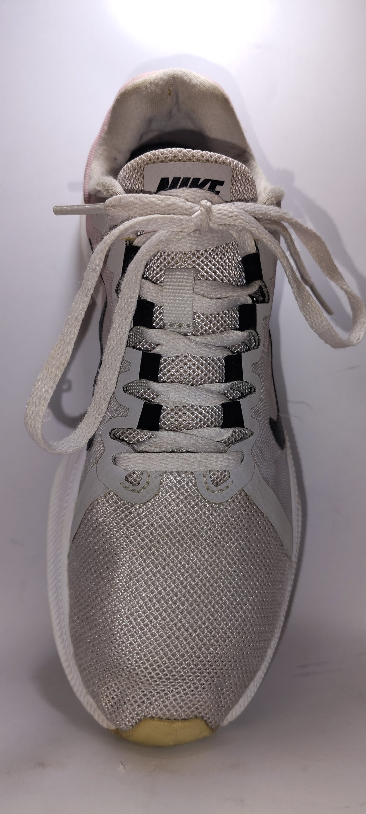 Downshifter 8 Sneaker GreyBlack-Pink Foam Running Shoe