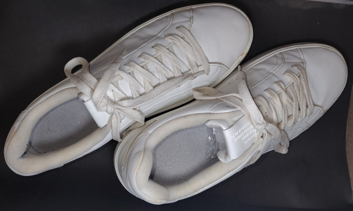 whiteTrainers