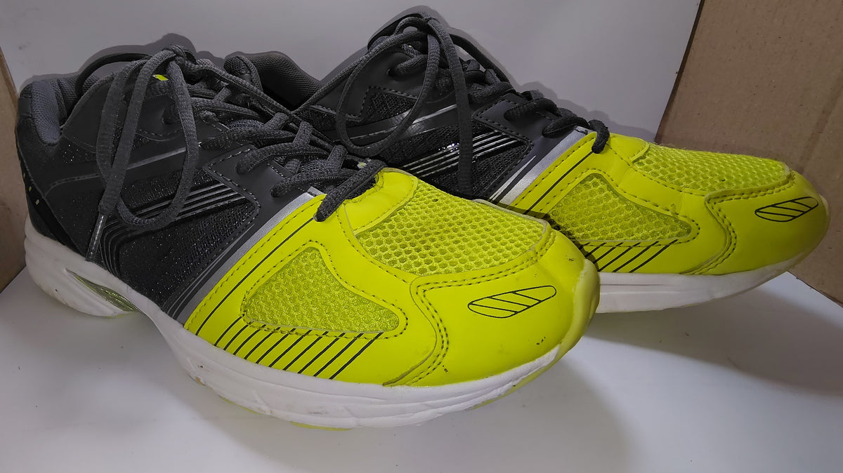 Crane Mens Grey  Yellow running sneakers