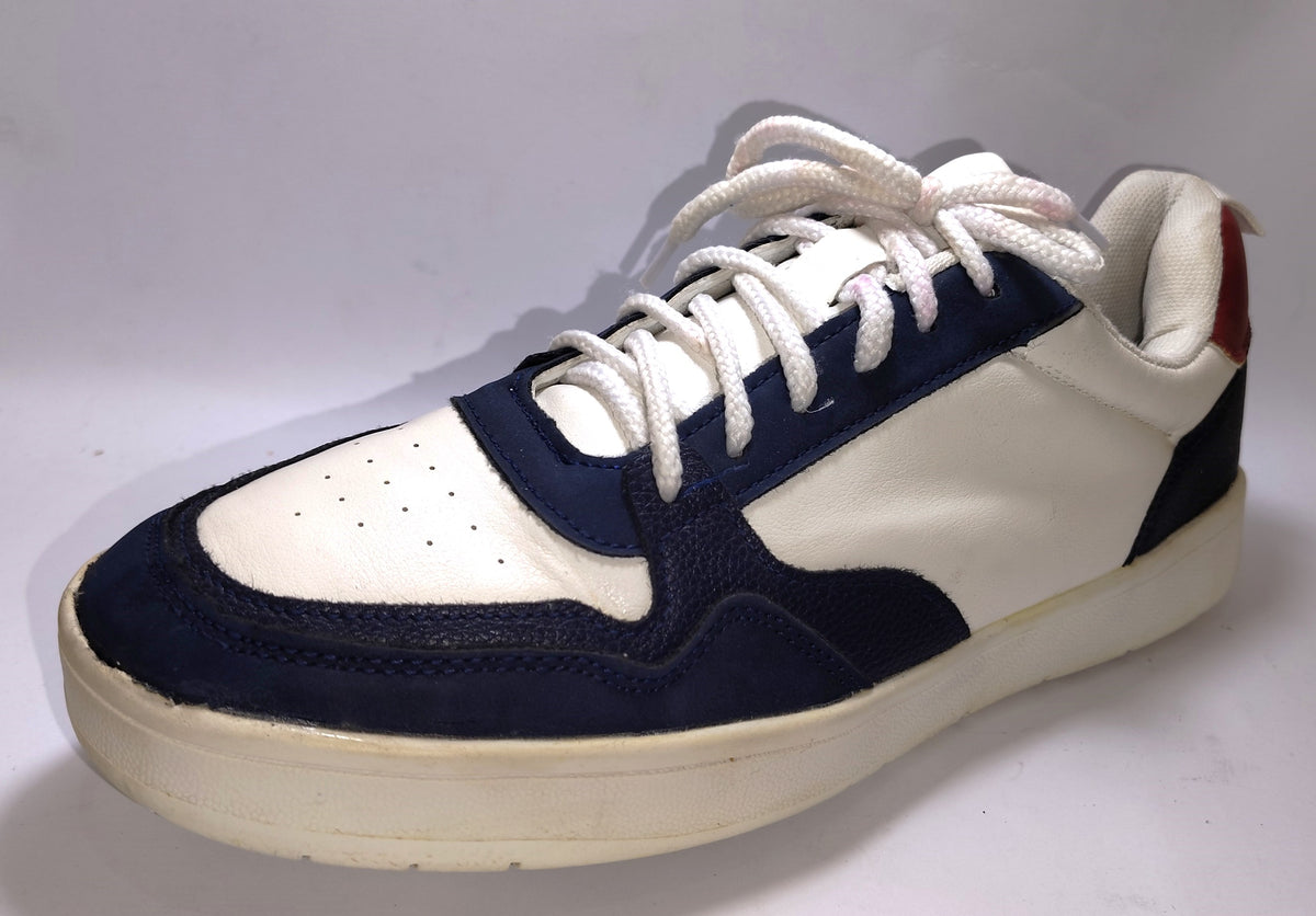 Men's White Casual Shoes